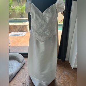 Sale 50% off Designer Wedding Dress with detachable train and sleeves.Size 14/16